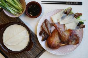 Crispy Duck & Pancakes